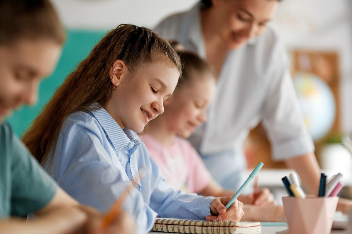 C&acirc;nd revin elevii la școală după vacanța de Paște. C&acirc;te săptăm&acirc;ni de cursuri mai sunt p&acirc;nă la vacanța de vară