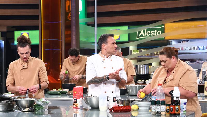 Chefi la cuțite, 13 aprilie 2026. Chef Richard Abou Zaki a folosit prima amuletă din sezonul 17. Ce provocare au primit echipele