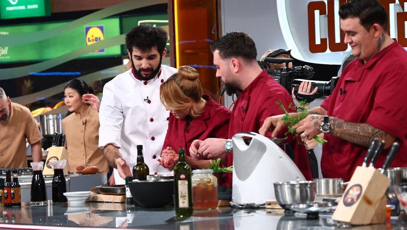Chefi la cuțite, 13 aprilie 2026. Chef Richard Abou Zaki a folosit prima amuletă din sezonul 17. Ce provocare au primit echipele
