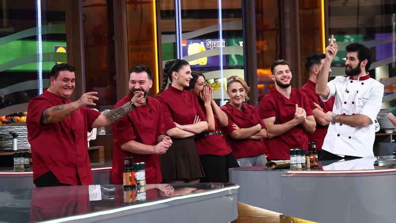 Chefi la cuțite, 13 aprilie 2026. Cine a câștigat primul battle al sezonului 17. Chef Richard Abou Zaki a confiscat farfurii