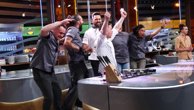 Chefi la cuțite, 13 aprilie 2026. Cine a câștigat primul battle al sezonului 17. Chef Richard Abou Zaki a confiscat farfurii