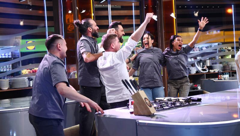 Chefi la cuțite, 13 aprilie 2026. Cine a câștigat primul battle al sezonului 17. Chef Richard Abou Zaki a confiscat farfurii