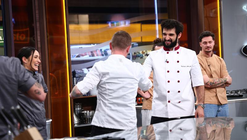 Chefi la cuțite, 13 aprilie 2026. Cine a câștigat primul battle al sezonului 17. Chef Richard Abou Zaki a confiscat farfurii