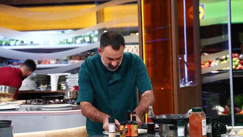 Chefi la cuțite, 13 aprilie 2026. Surpriză pentru chefi la prima degustare. Ce au putut să găsească sub cloșuri: „Nu pot să văd!”