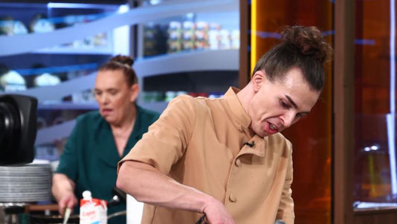 Chefi la cuțite, 13 aprilie 2026. Surpriză pentru chefi la prima degustare. Ce au putut să găsească sub cloșuri: „Nu pot să văd!”