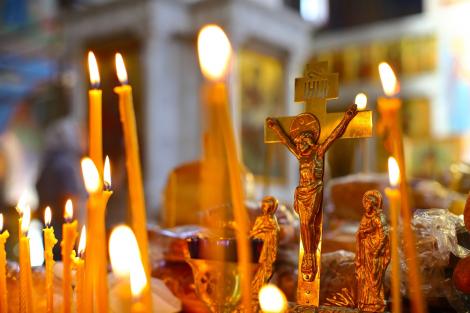 C&acirc;nd poți spăla rufe &icirc;n Săptăm&acirc;na Luminată 2026. Ce nu e recomandat să faci &icirc;n a treia zi de Paște