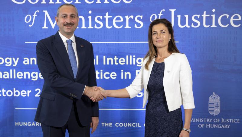 Peter Magyar este divorțat. Cine este fosta soție a noului premier al Ungariei. Separarea a fost cu scandal și acuzații reciproce