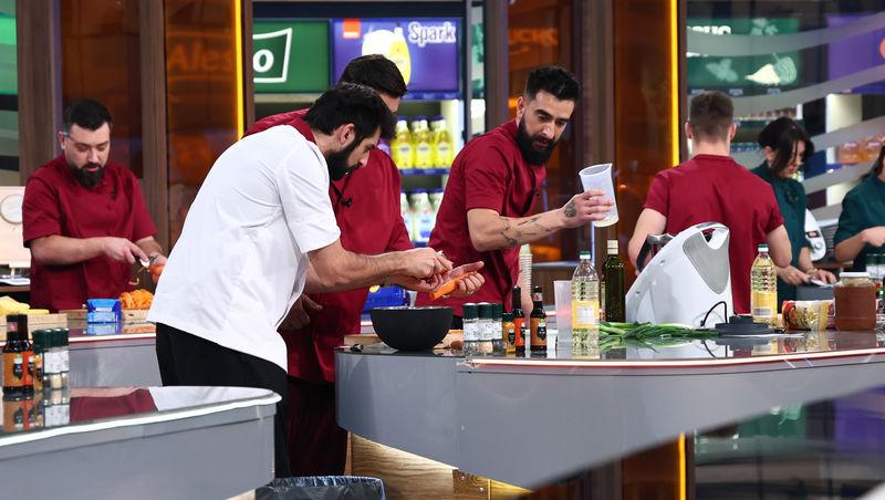 Chefi la cuțite, 14 aprilie 2026. Chef Richard Abou Zaki „a lovit” cu o nouă amuletă în echipele adverse. Ce a urmat în bucătărie