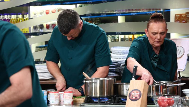 Chefi la cuțite, 14 aprilie 2026. Chef Richard Abou Zaki „a lovit” cu o nouă amuletă în echipele adverse. Ce a urmat în bucătărie