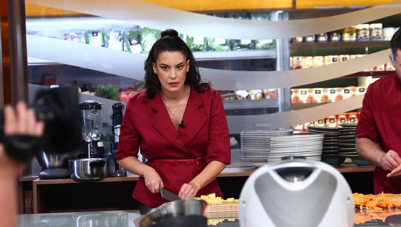 Chefi la cuțite, 14 aprilie 2026. Chef Richard Abou Zaki „a lovit” cu o nouă amuletă în echipele adverse. Ce a urmat în bucătărie
