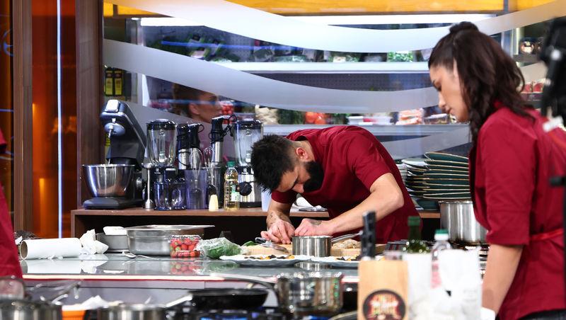 Chefi la cuțite, 14 aprilie 2026. Cea mai grea probă individuală din istoria emisiunii. Cu ce ingrediente au gătit concurenții