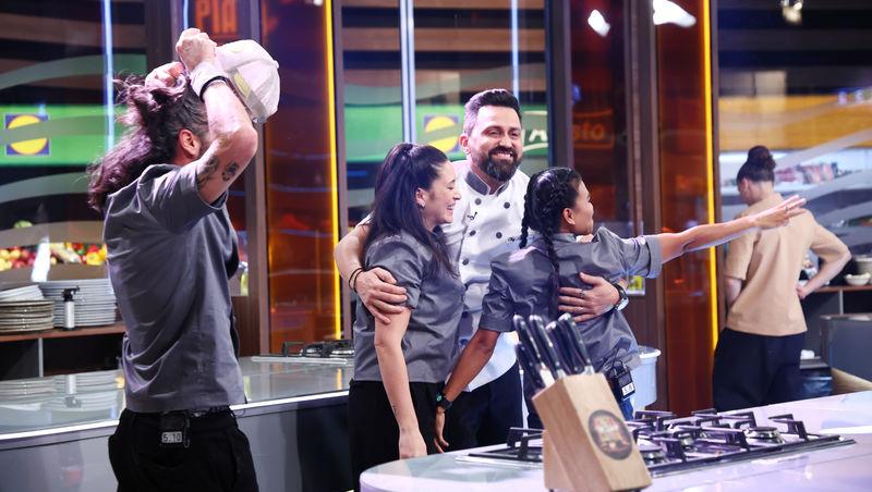 Chefi la cuțite, 15 aprilie 2026. S-au confiscat farfurii, iar verdictul final a fost uluitor. Cine a câștigat al treilea battle