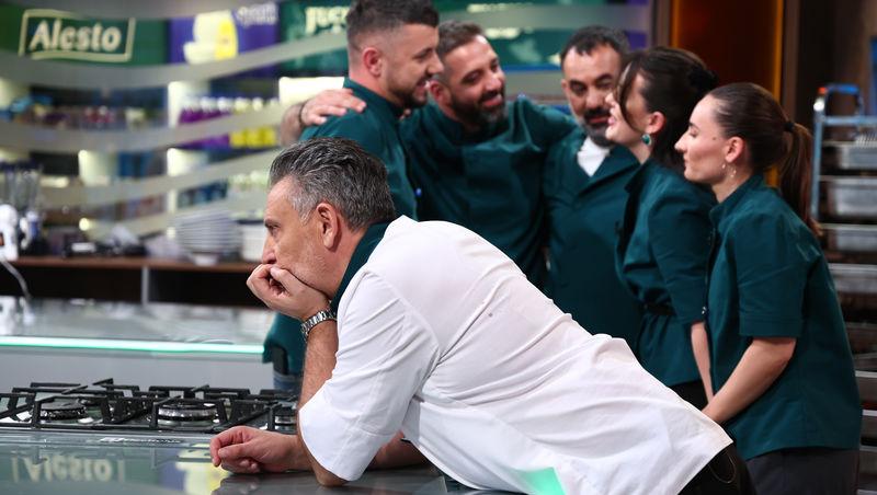 Chefi la cuțite, 15 aprilie 2026. O nouă eliminare în echipa verde. De ce s-a enervat chef Richard Abou Zaki