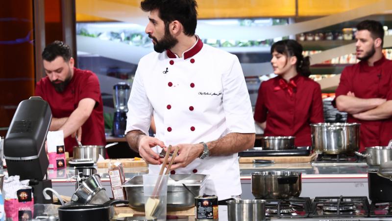 Chefi la cuțite, 22 aprilie 2026. Chef Alexandru Sautner a folosit o amuletă, urmat apoi de Chef Richard Abou Zaki