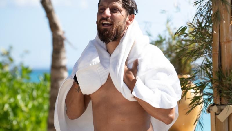 Survivor, 24 aprilie 2026. Războinicii, transformare uluitoare după ce au făcut duș și s-au aranjat. Cum au arătat concurenții