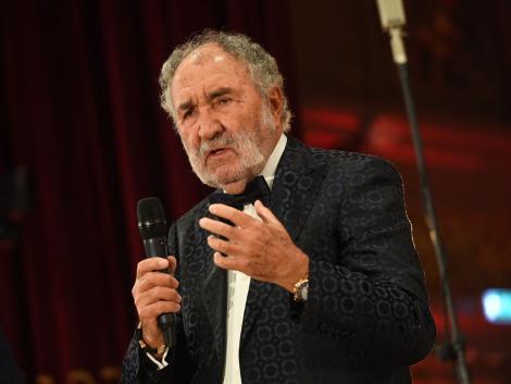 Pe m&acirc;na cui va lăsa Ion Țiriac afacerile după ce iese la pensie. C&acirc;nd se va retrage