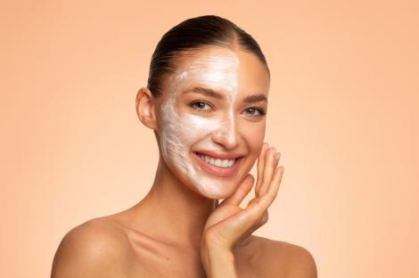 Tendințe &icirc;n &icirc;ngrijirea pielii: ce trebuie să iei &icirc;n considerare și ce trebuie evitat
