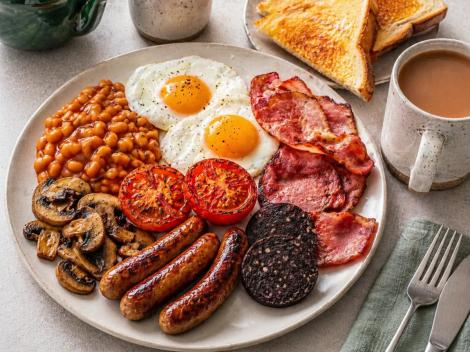 Full English Breakfast. Rețetă de Brunch englezesc complet