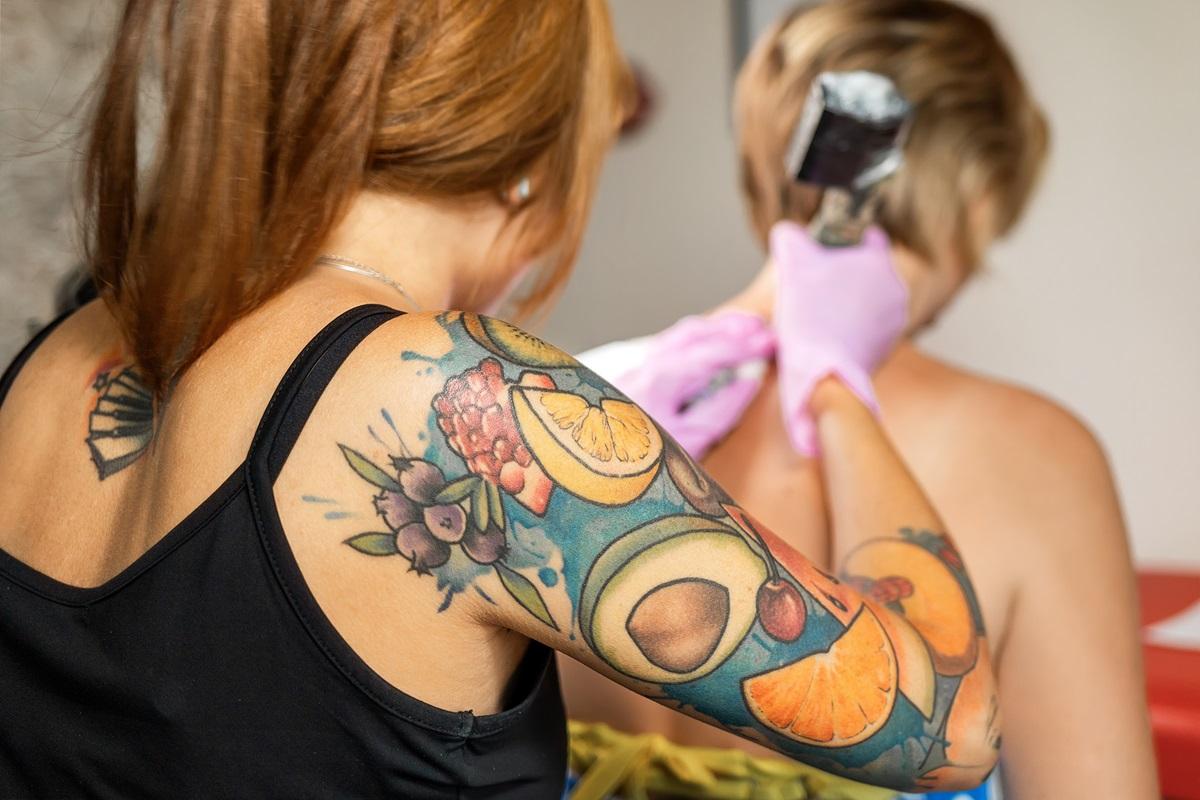 Cum pot afecta tatuajele corpul uman. Experții au descoperit un risc la care puțini se așteaptă