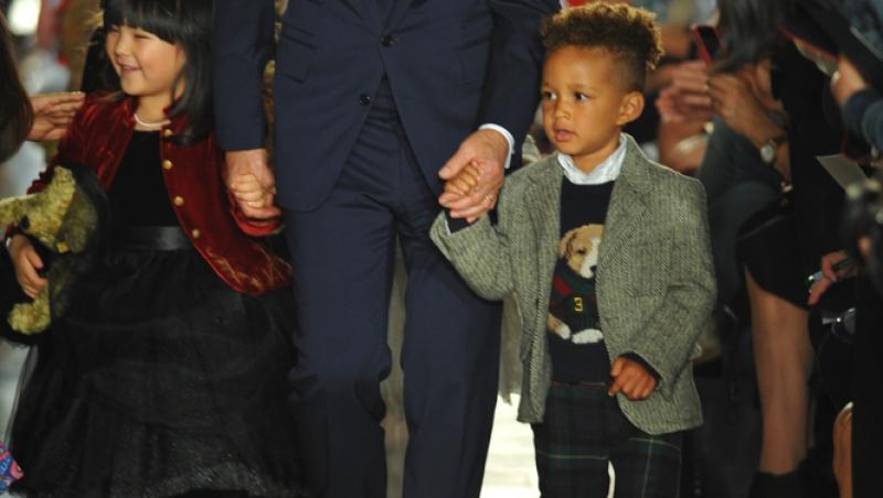 Cel mai generos miliardar din lume! El își împarte averea la săraci și bolnavii de cancer