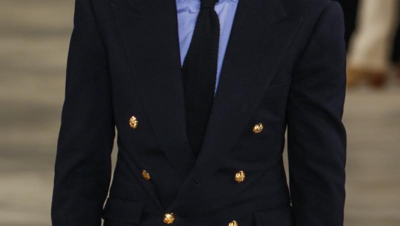 Cel mai generos miliardar din lume! El își împarte averea la săraci și bolnavii de cancer