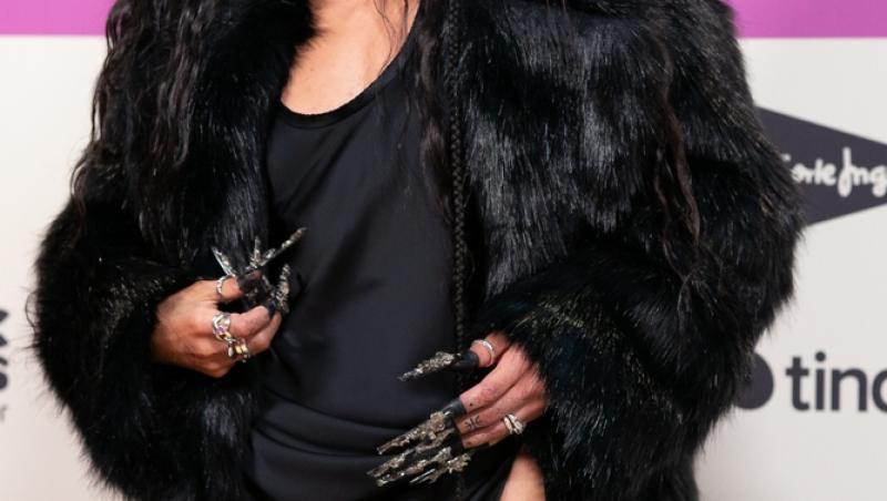 Cum arată Loreen fără breton și unghii lungi. Imaginile în care fanii cu greu o recunosc pe cântăreață