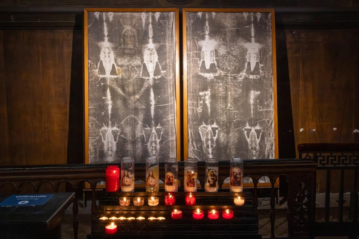 Giulgiul din Torino a fost supus unor teste ADN. De unde ar proveni artefactul religios, de fapt