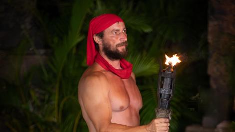 Revenire cu &bdquo;surprize&rdquo; pentru Marian Godină. Ce l-au pus cele două fetițe să facă după ce s-a &icirc;ntors de la Survivor