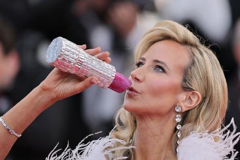 Lady Victoria Hervey, fără sutien la Festivalul de Film de la Cannes. Cum arată ținuta care a sfidat toate regulile