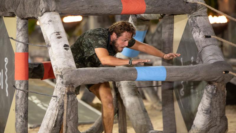 Aris Eram, prima apariție televizată după eliminarea de la Survivor. A revenit în platoul emisiunii Neatza cu Răzvan și Dani