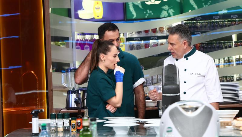Chefi la cuțite, 19 mai 2026. Chef Orlando a scos în joc o nouă amuletă. La ce au fost supuși concurenții echipelor adverse