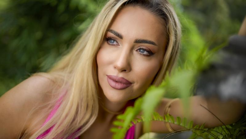 Oana Monea, din nou singură! Fosta ispită de la Insula Iubirii a pus punct relației. Care este motivul: „E o despărțire grea”
