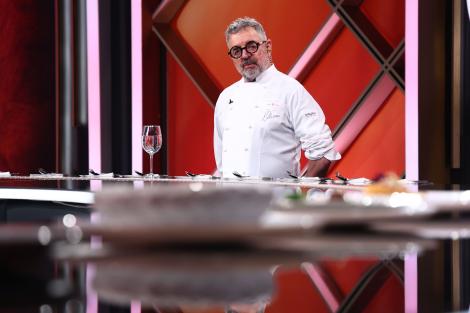 Premieră istorică la Chefi la cuțite: Chef-ul cu 3 stele Michelin Mauro Uliassi vine la jurizare, &icirc;n Semifinala sezonului 17