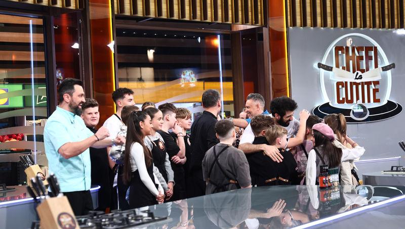 Chefi la cuțite - Viitorul are gust, 27 mai 2026. Ce culori vor avea tunicile echipelor din mini-sezonul show-ului culinar