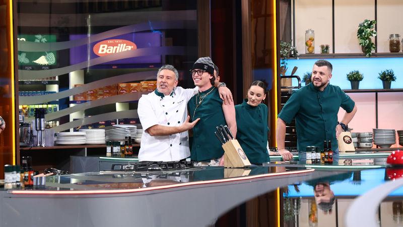 Chefi la cuțite, 5 mai 2026. Un nou concurent și-a făcut apariția în echipa verde. Pe cine a adus chef Alexandru Sautner