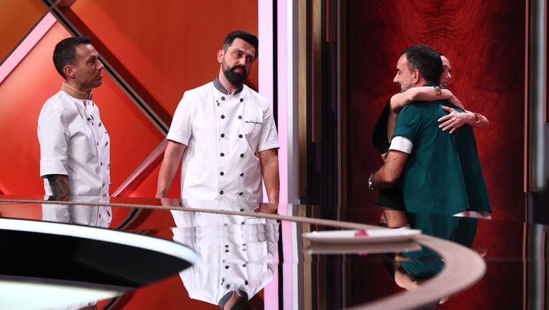 Chefi la cuțite, 6 mai 2026. Eliminare dublă în show-ul culinar! Chef Alexandru Sautner a salvat un concurent: „Nu pot să te las!”