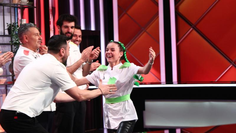 Se desemnează câștigătorul sezonului Chefi la cuțite – Viitorul are gust. Ei sunt cei patru concurenți care gătesc în Finală