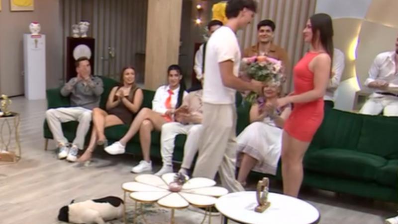 Mireasa, sezon 13. Denis și Bianca formează un cuplu. Ce surpriză i-a făcut băiatul tinerei în direct