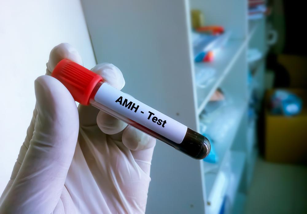 AMH mic nu &icirc;nseamnă zero șanse! Cum poți deveni mamă chiar dacă rezerva ovariană este &bdquo;pe ducă&rdquo;