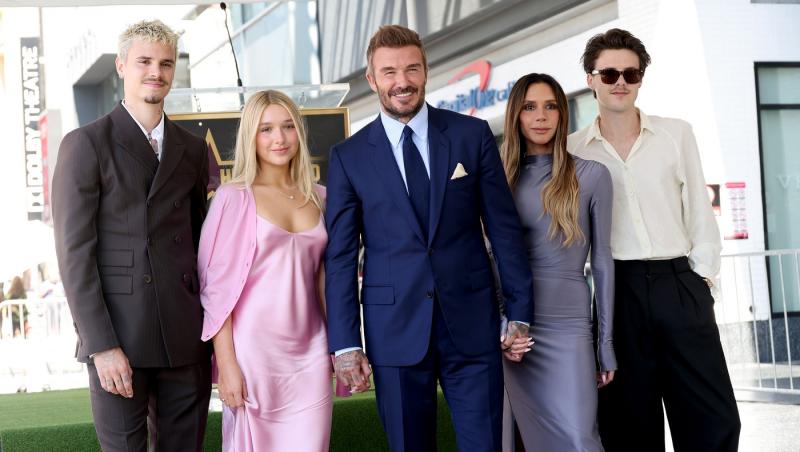 Mezina lui David și Victoria Beckham, magnet de priviri. Harper a surprins cu noul look, de domnișoară