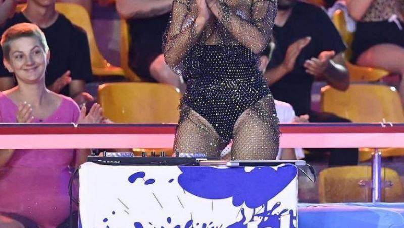 O mai știi pe DJ Harra, artista care mixa topless în cluburile din România? Cum arată Dana Neacșu la 40 de ani. Ce afacere are