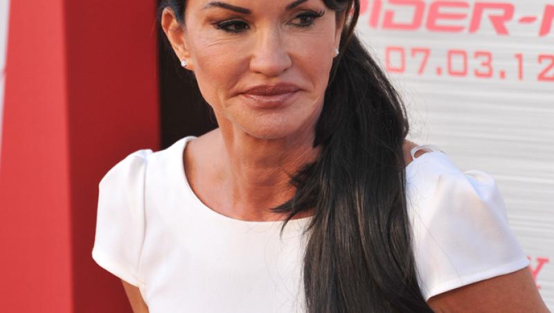 „Primul supermodel din lume” a ajuns de nerecunoscut după ultima intervenție estetică. Cum arată Janice Dickinson la 71 de ani