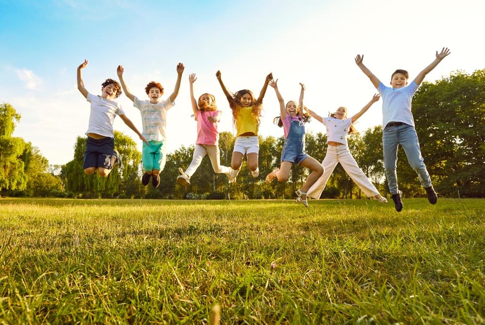 C&acirc;nd &icirc;ncepe vacanța de vară 2026 și c&acirc;nd se &icirc;ntorc elevii la cursuri &icirc;n noul an școlar