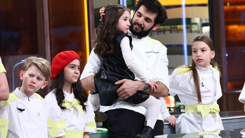 Semifinala Chefi la cuțite - Viitorul are gust. Copiii chefilor au venit să-și ajute părinții la jurizat. Emma Sautner a lipsit