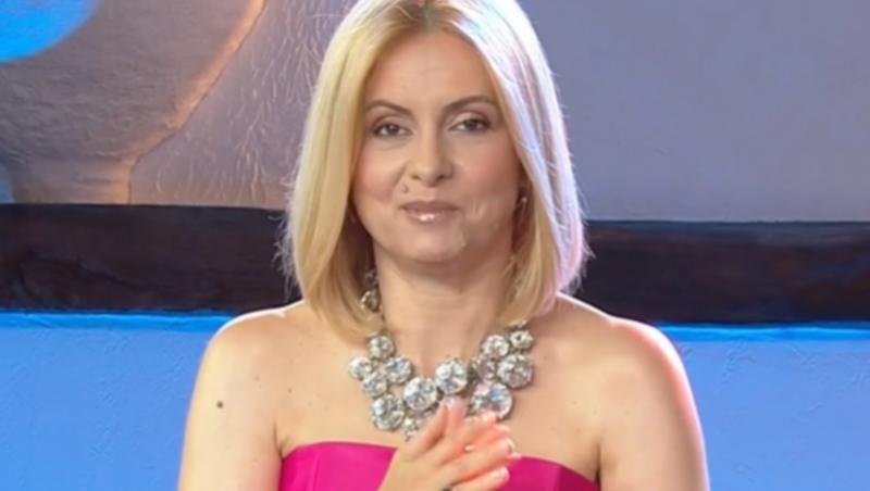 Finala sezonului 13 Mireasa. Simona Gherghe, apariție splendidă. Cum arată ținuta îndrăgitei prezentatoare