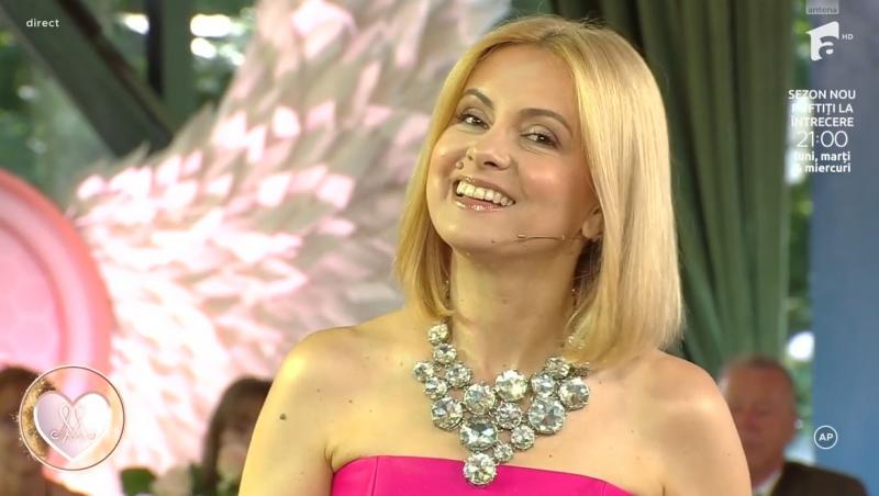 Finala sezonului 13 Mireasa. Simona Gherghe, apariție splendidă. Cum arată ținuta îndrăgitei prezentatoare