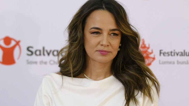 Andreea Raicu s-a afișat cu ochiul bandajat pe internet, iar urmăritorii s-au îngrijorat imediat. Ce a pățit vedeta