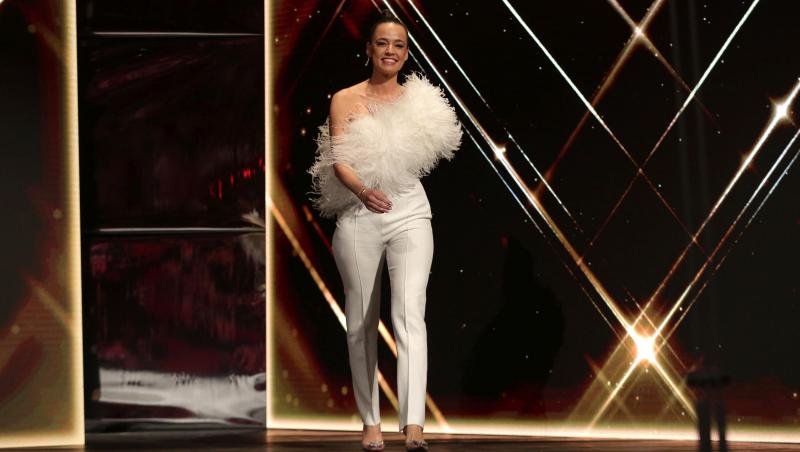 Andreea Raicu s-a afișat cu ochiul bandajat pe internet, iar urmăritorii s-au îngrijorat imediat. Ce a pățit vedeta
