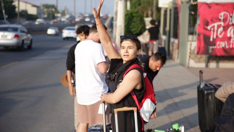 Diana Bulimar s-a lăsat fotografiată în costum de baie. Cum arată fosta gimnastă când renunță la echipamentul sportiv
