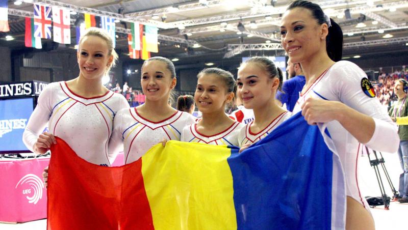 Diana Bulimar s-a lăsat fotografiată în costum de baie. Cum arată fosta gimnastă când renunță la echipamentul sportiv